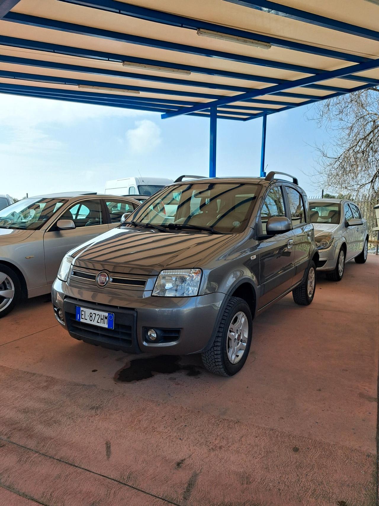 Fiat Panda 1.3 M.JET 4x4 CON GANCIO TRAINO