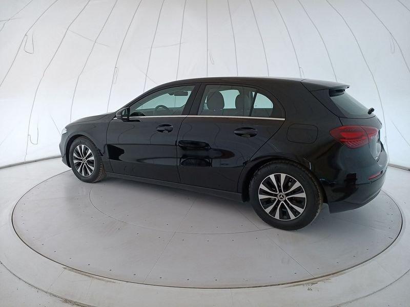 Mercedes-Benz Classe A - W177 2023 A 180 d Advanced auto