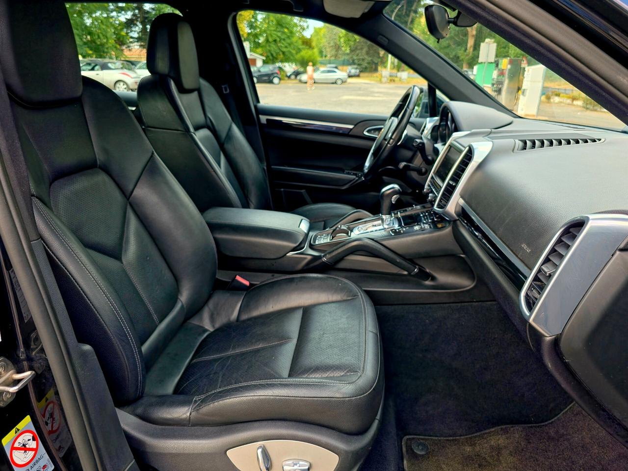 Porsche Cayenne 3.0 Diesel 2012-E5B Automatico V6