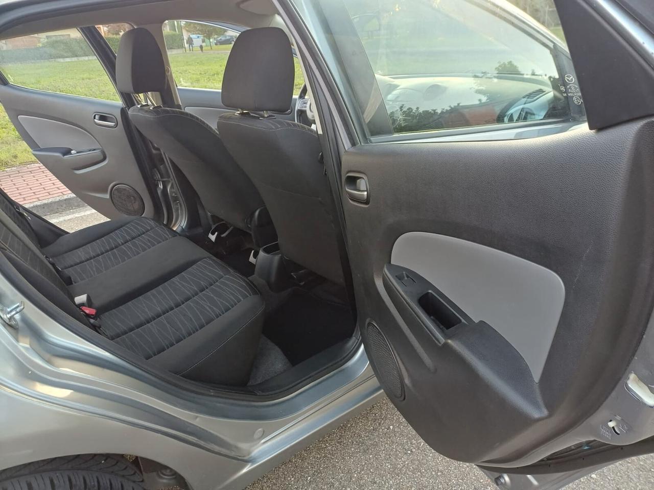 Mazda 2 Mazda2 1.3 16V 75CV 5p. Play GPL