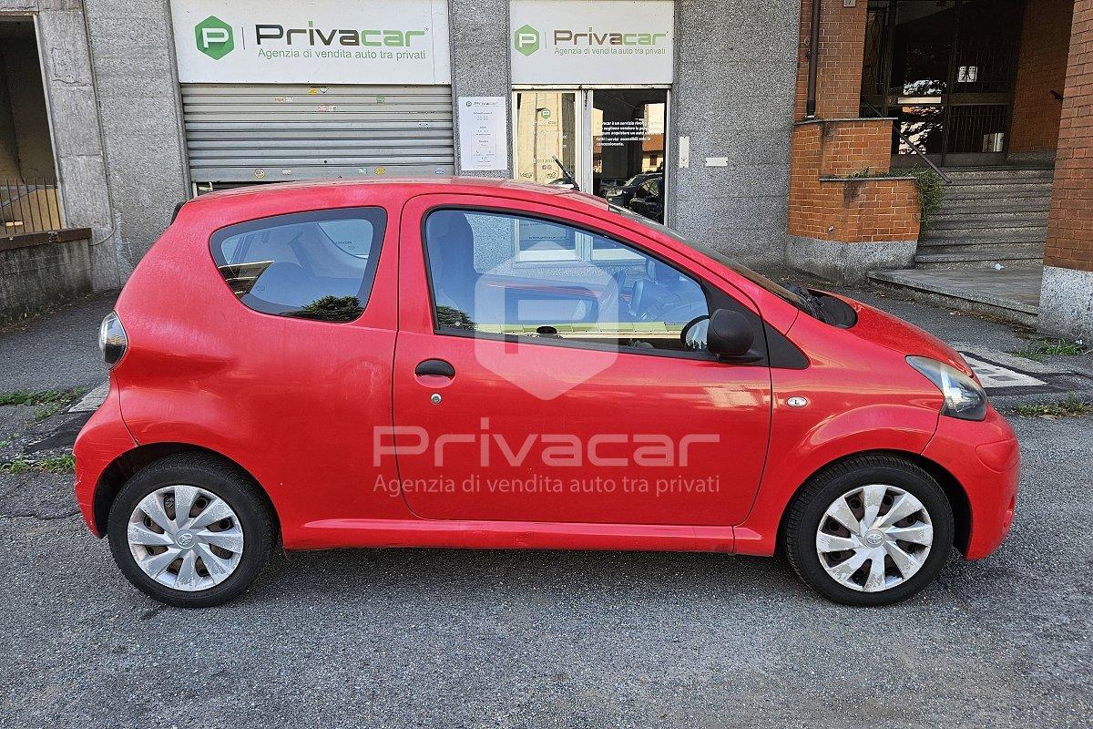 TOYOTA Aygo 1.0 12V VVT-i 3 porte Active Connect