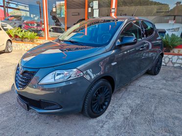 Lancia Ypsilon 1.2 benzina 11/2014 Cv69