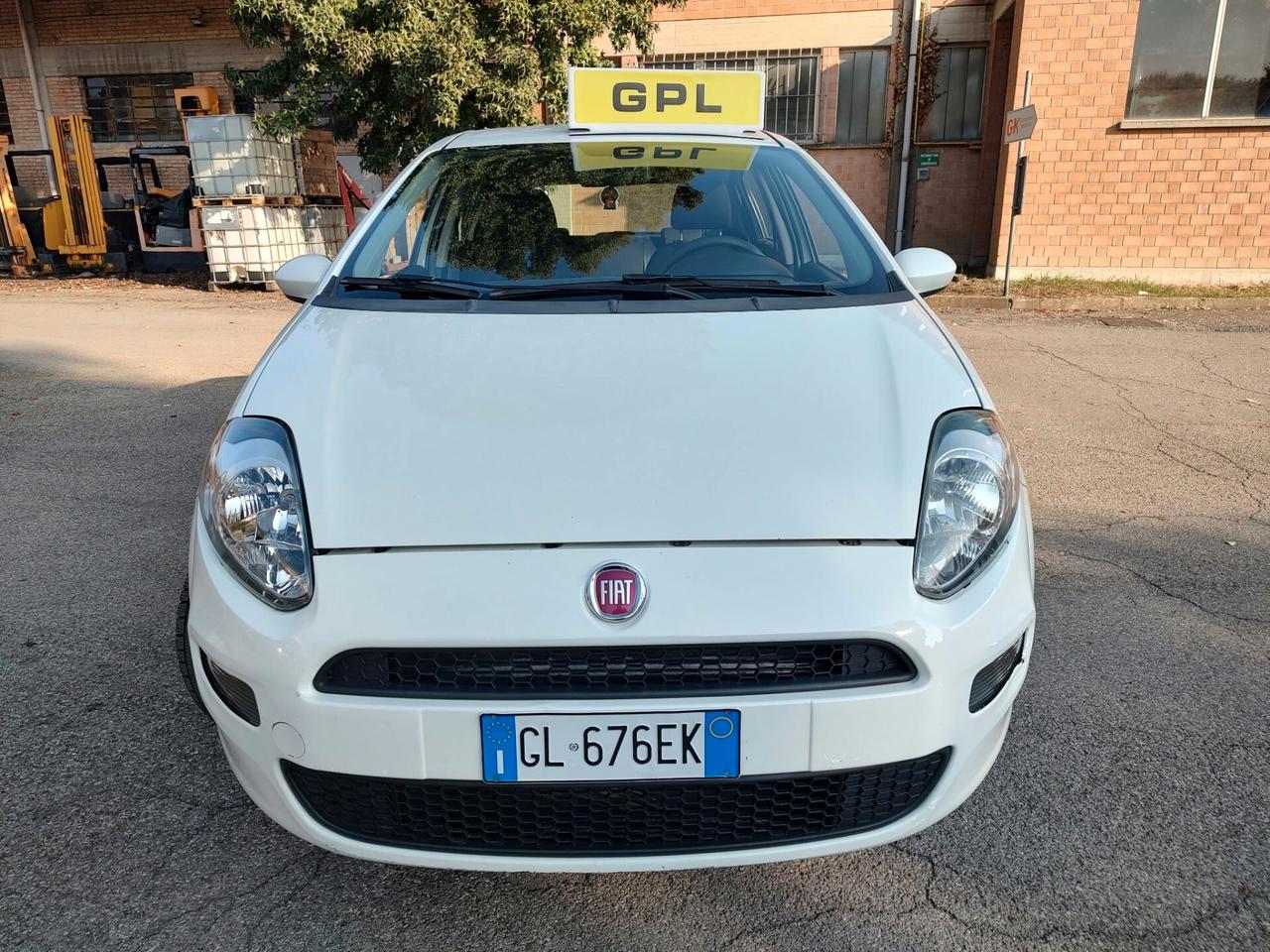 Fiat Punto 1.2 STREET 5 PORTE, EURO 6, BENZINA\GPL, OK NEOPATENTATI
