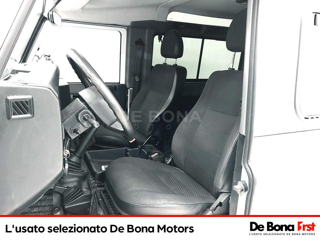 Land Rover Defender 2.2 td sw