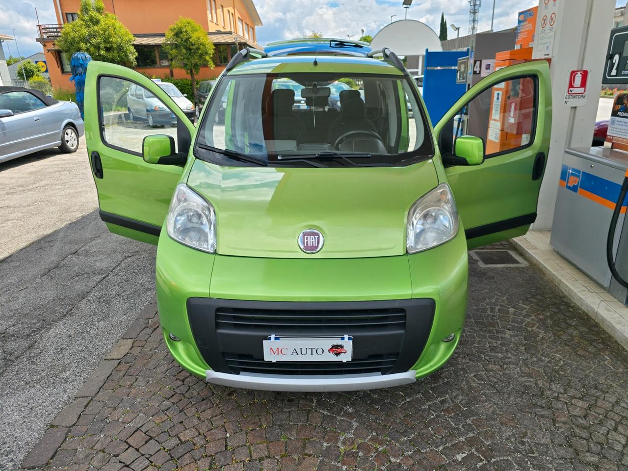 Fiat Qubo 1.3 MJT 75 CV con 336.000km