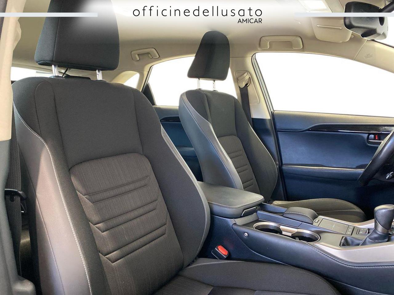 Lexus NX 300 2.5 hybrid business 4wd cvt