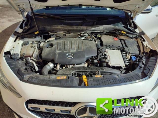 MERCEDES-BENZ GLA 200 d Automatic Sport