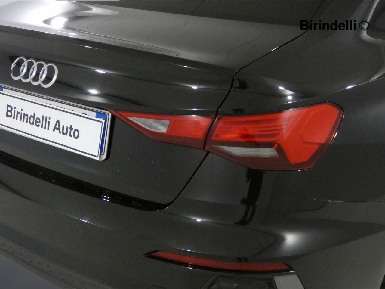 AUDI A3 4ª serie - A3 Sedan 35 TDI S tronic S line edition