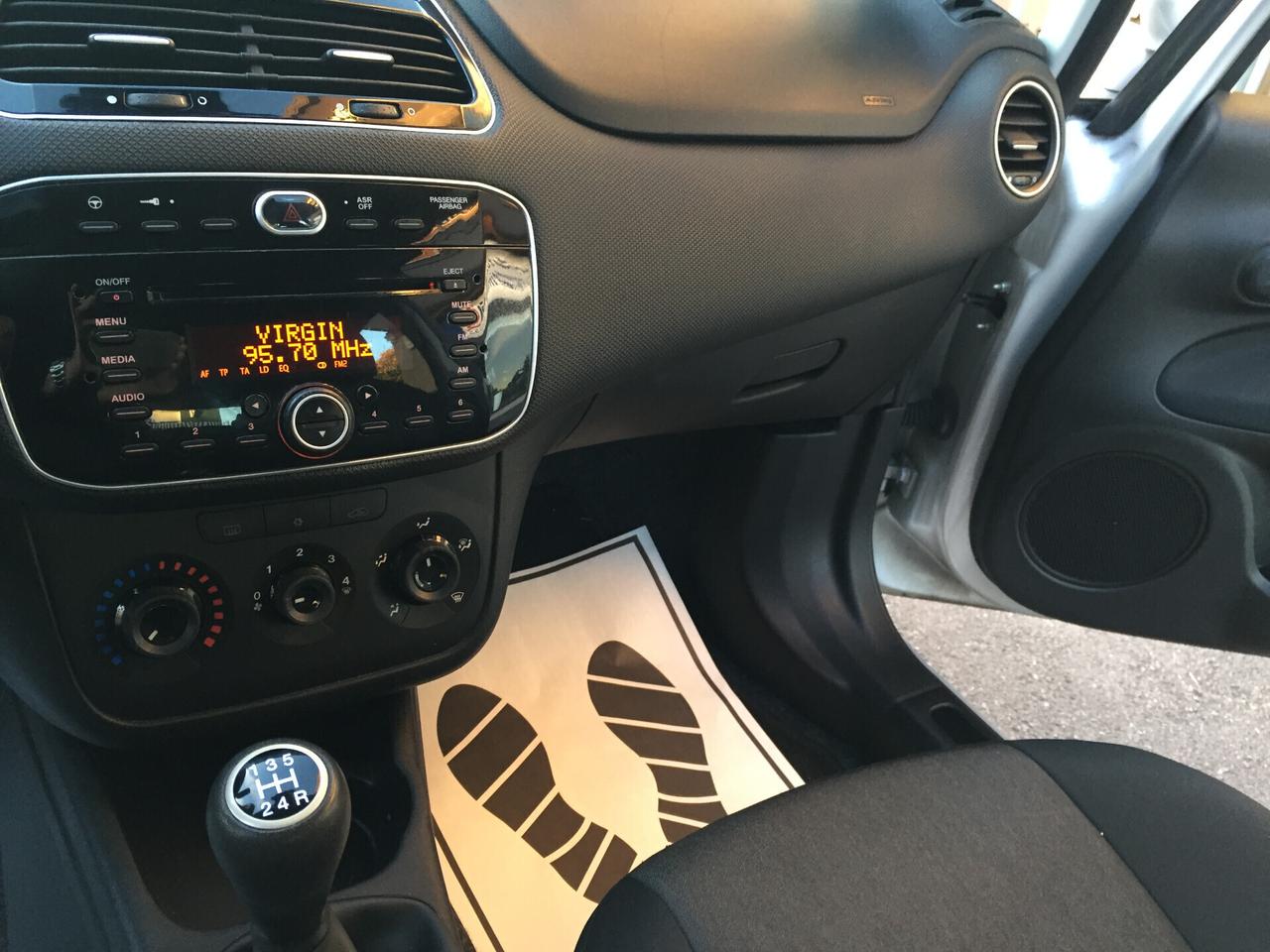 Fiat Punto 1.3 MJT II 75 CV 5 porte Street X NEOPATENTATI