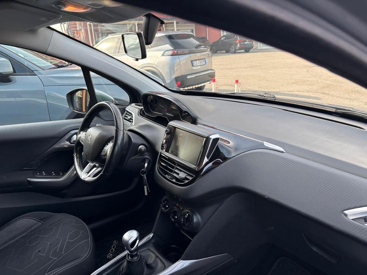Peugeot 2008 BlueHDi 100 S&S Allure