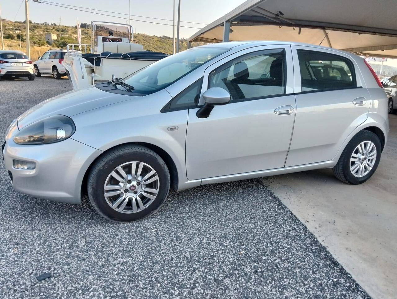 Fiat Punto 1.3 MJT II S&S 95 CV 5 porte Street 2017