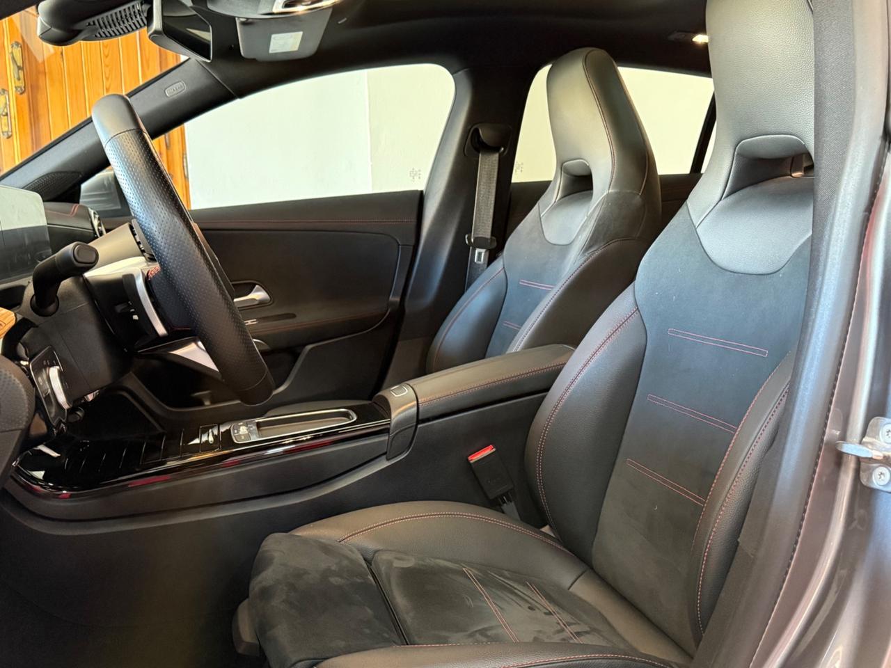 Mercedes-benz CLA 200 d Automatic Shooting Brake AMG Line Premium