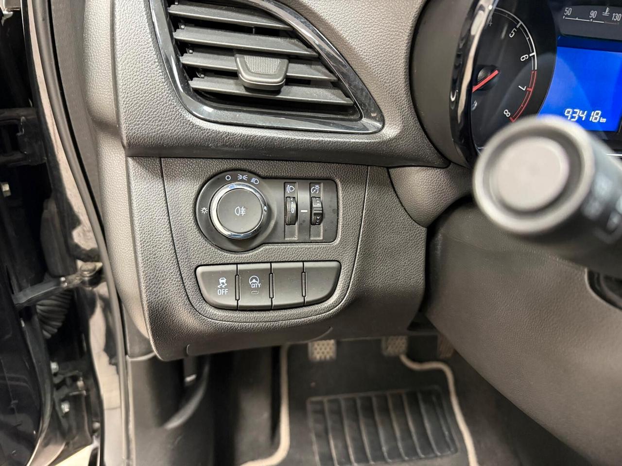 Opel Karl 1.0 75 CV N-Joy