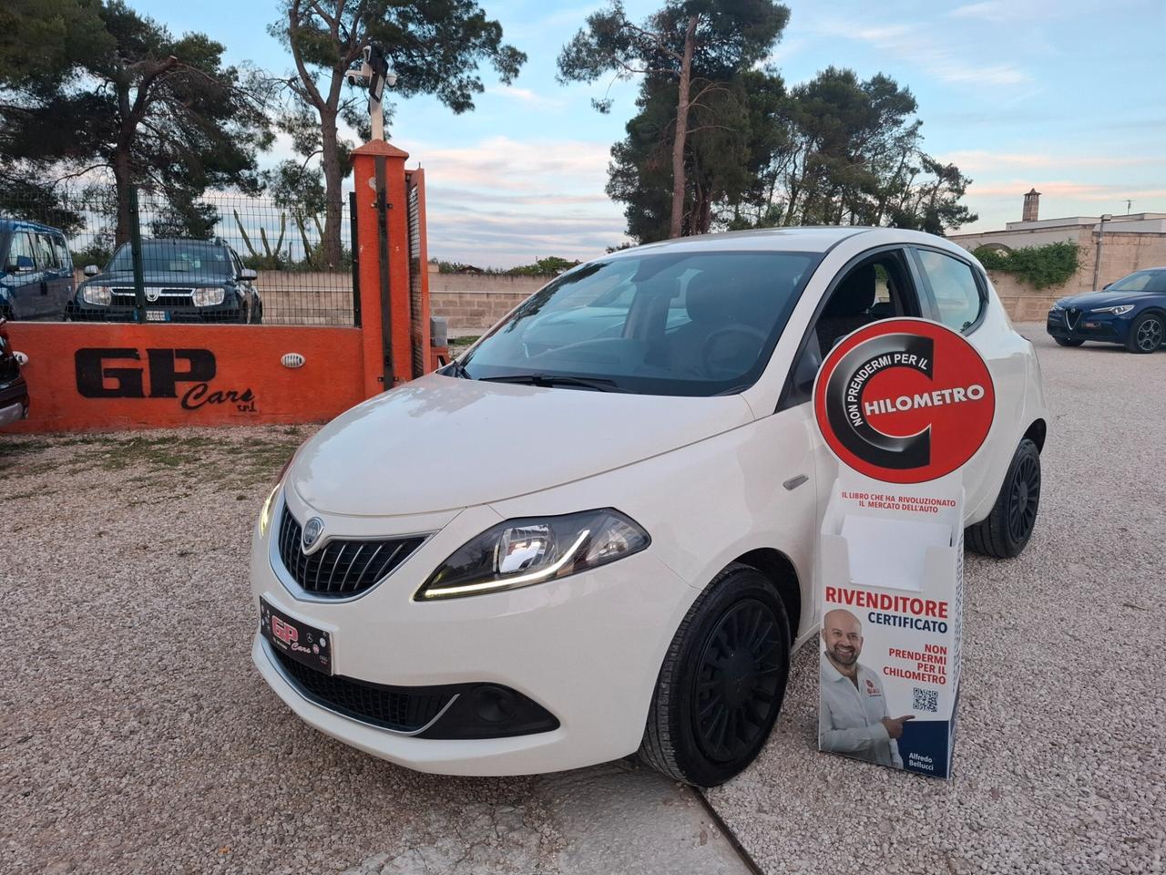 Ypsilon 1.0 5 porte S&S Hybrid Gold *LED-CLIMA*