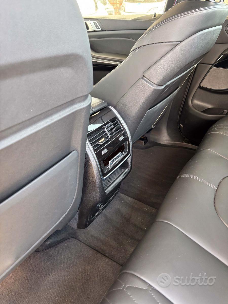 BMW X5 xDrive50e M Sport Pro 489 CV Plug-in Hybrid