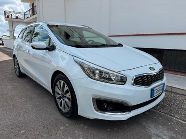 Kia Ceed AUTOCARRO N1 5POSTI
