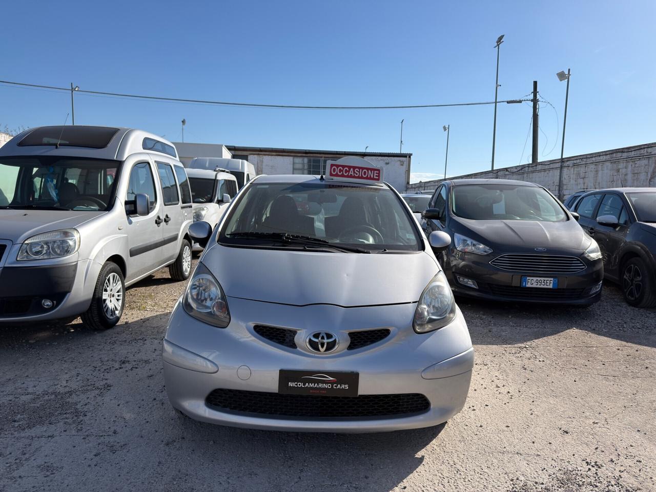 Toyota Aygo 1.0 12V VVT-i 5 porte Sol