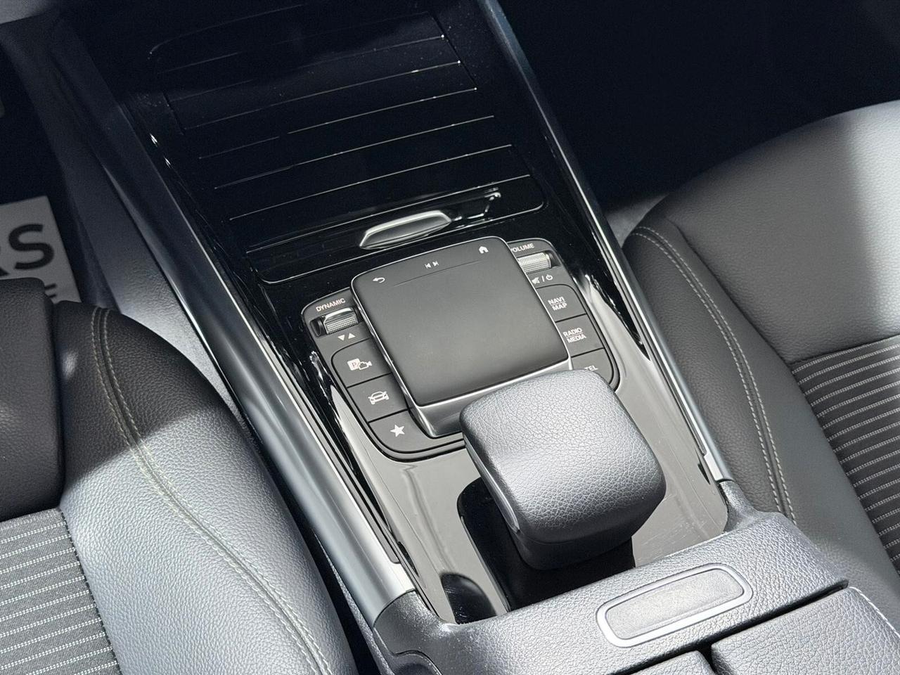 MERCEDES GLA250E PLUG-IN HYBRID 218cv PREMIUM AUTO