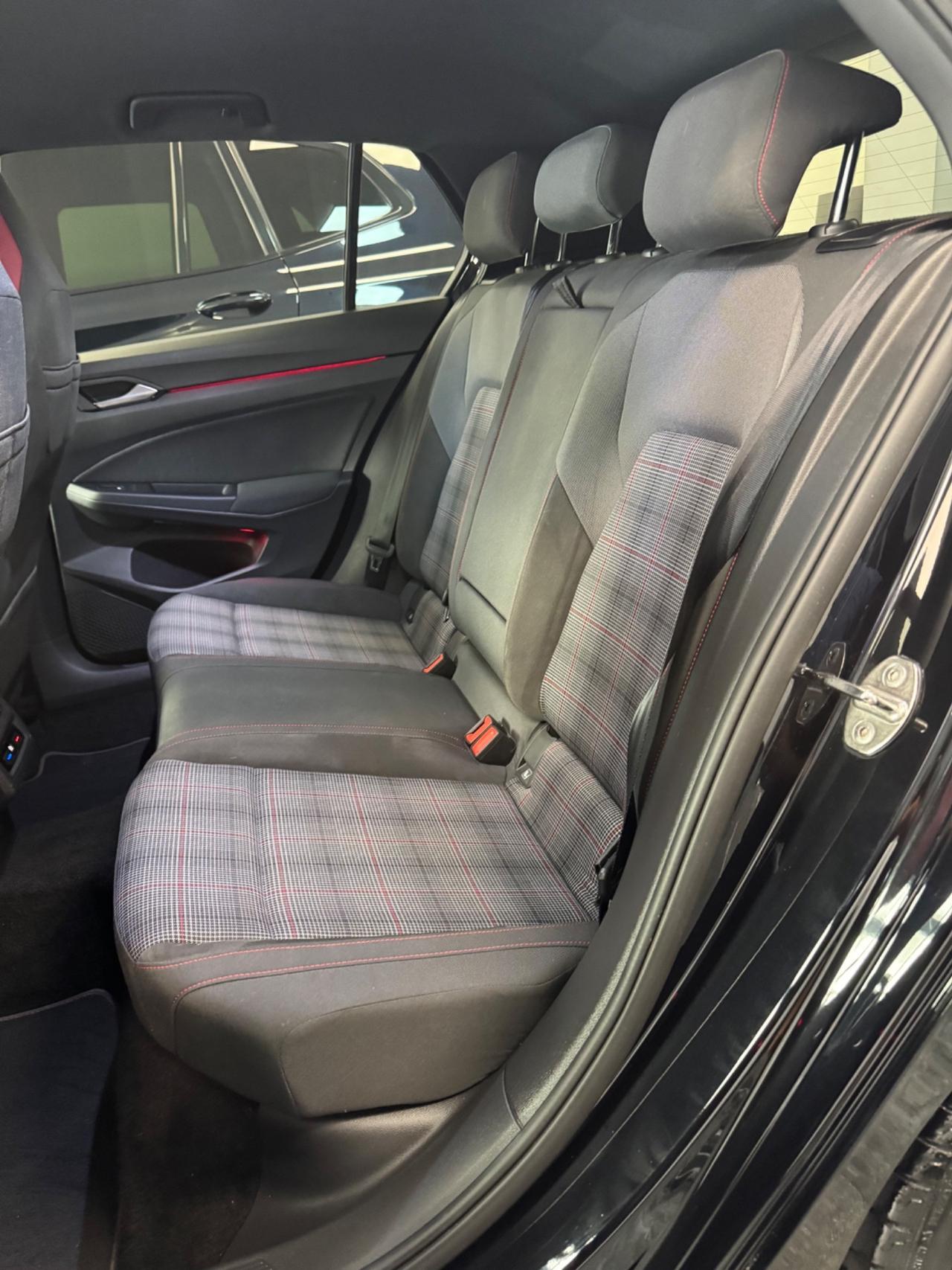 VW GOLF 8 GTI 2.0 TSI 245 CV FINANZIABILE