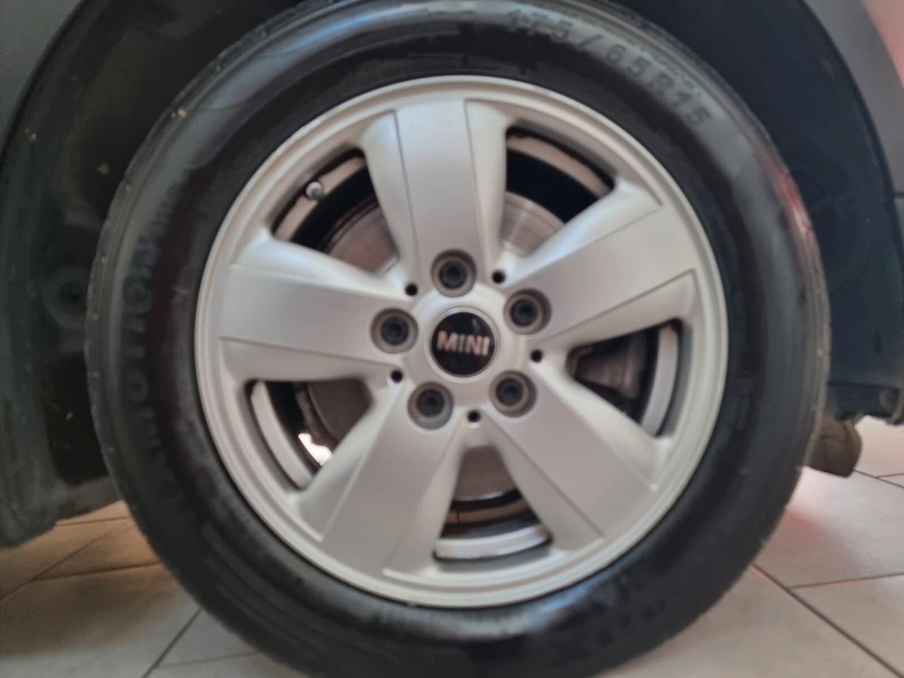 Mini 1.2 One 5 porte NEOPATENTATI