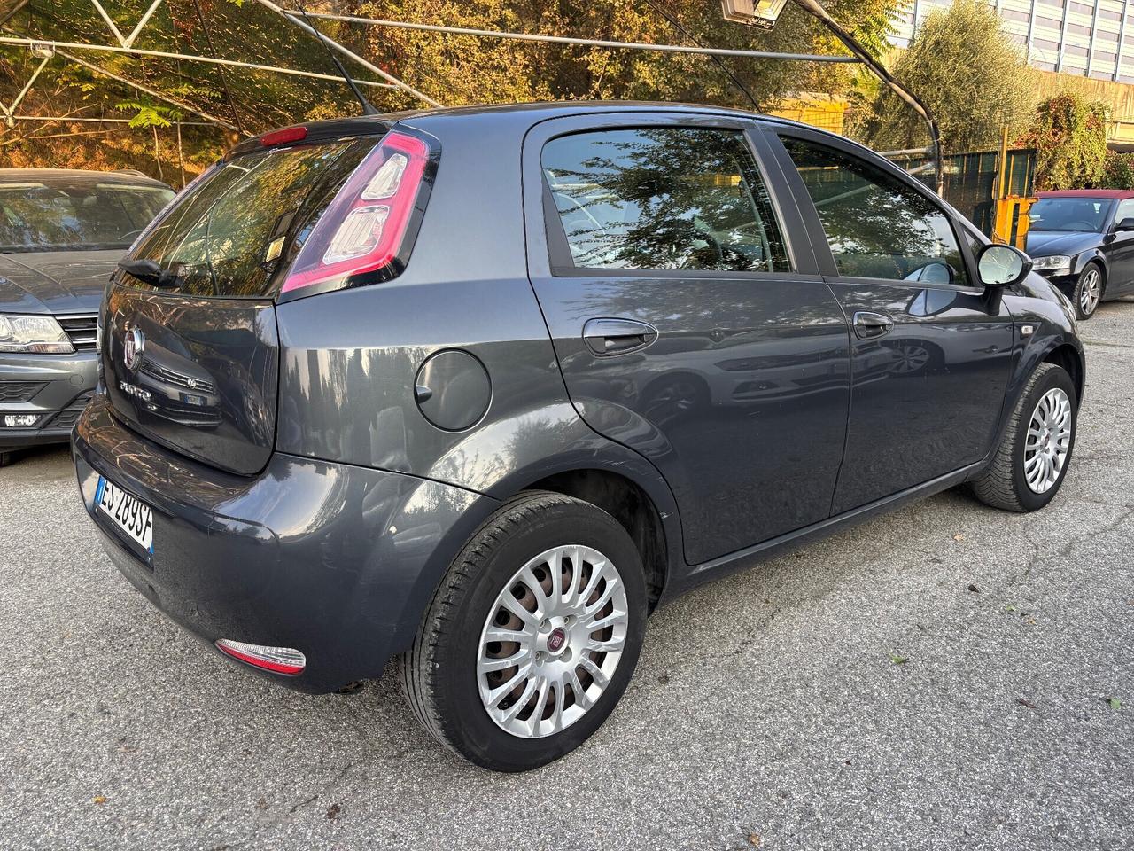Fiat Punto 1.2 8V 5 porte Lounge OK Neopatentati