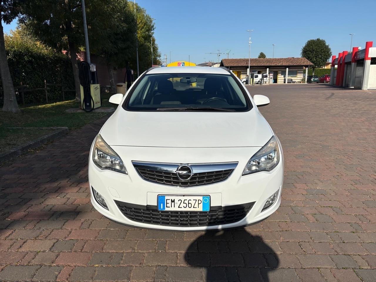 Opel Astra 1.7 CDTI 110CV EcoFLEX S&S Sports Tourer Cosmo Fleet