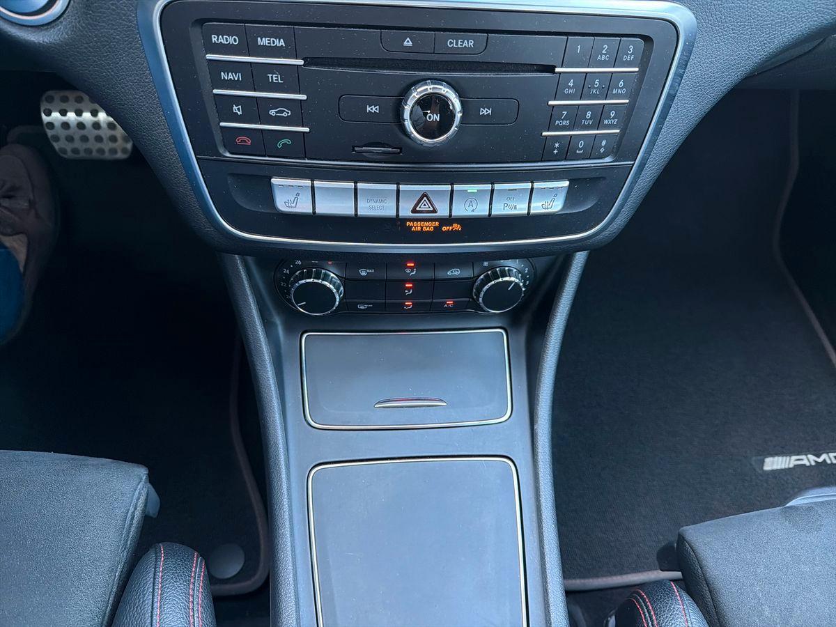 Mercedes-Benz GLA 180 Premium auto