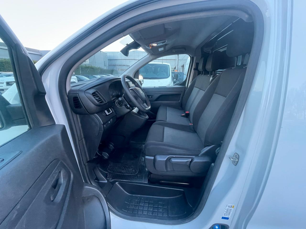 Peugeot Expert1.5 Bluehdi long 100cv FRIGO