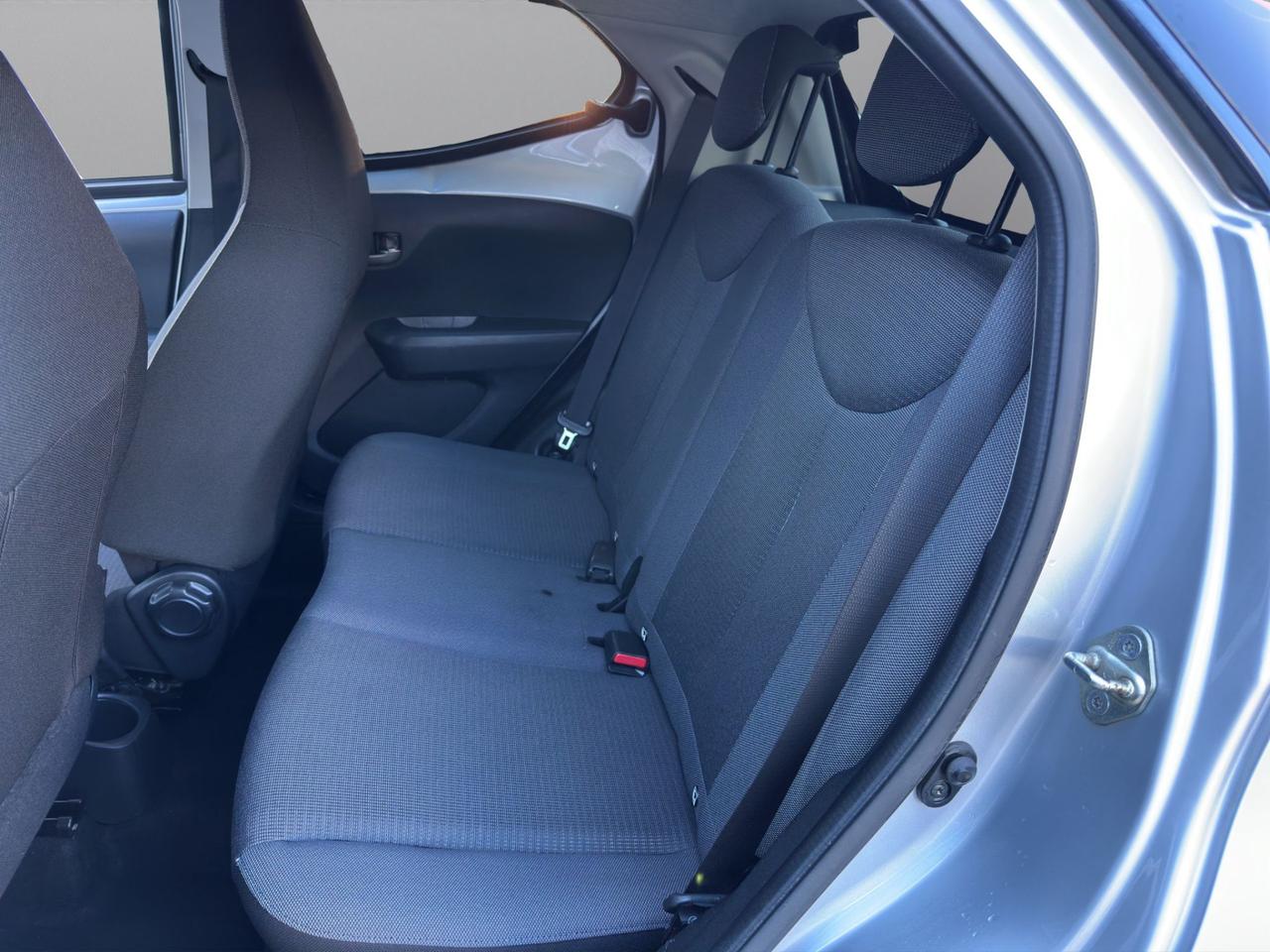 Toyota Aygo 5p 1.0 x-wave m-mt 72cv