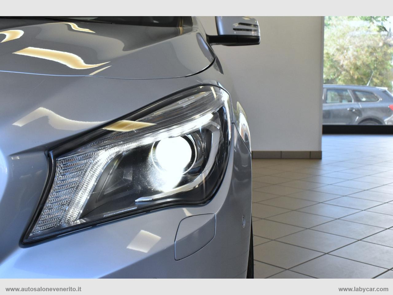 MERCEDES-BENZ CLA 200 d Automatic Premium Dark Night