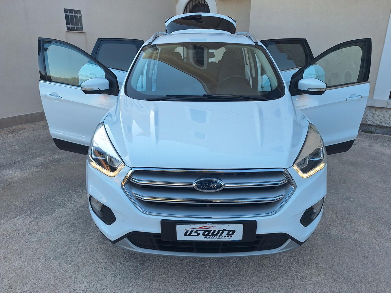 Ford Kuga 1.5 TDCI 120 CV Titanium PERFETTA
