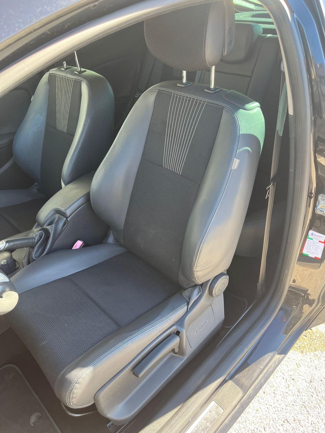 Renault Megane Coupé 1.5 dCi LUXE 158000 km