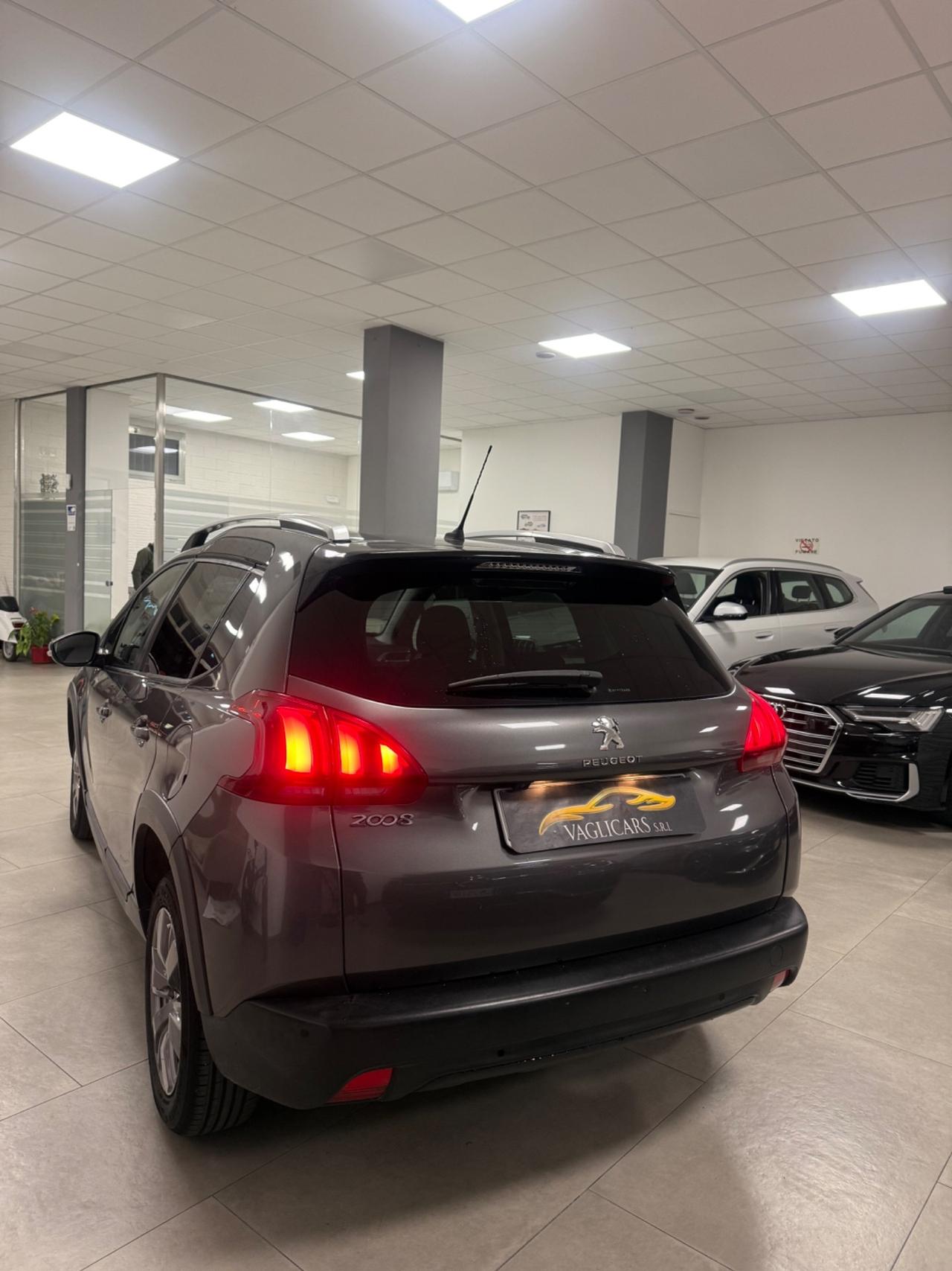 Peugeot 2008 BlueHDi 100 S&S Allure