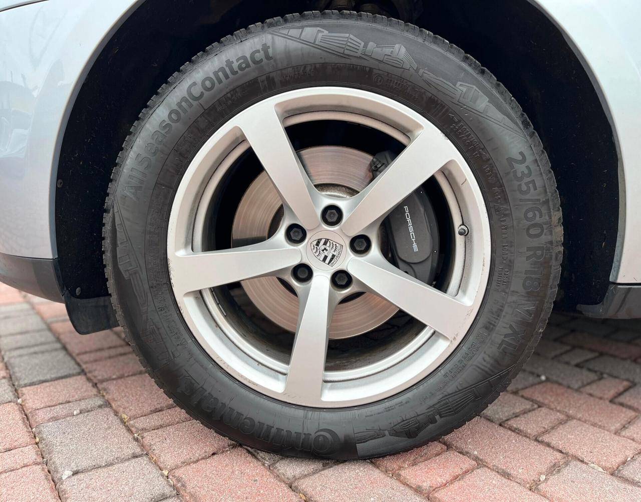 Porsche Macan 2.0 252 CV