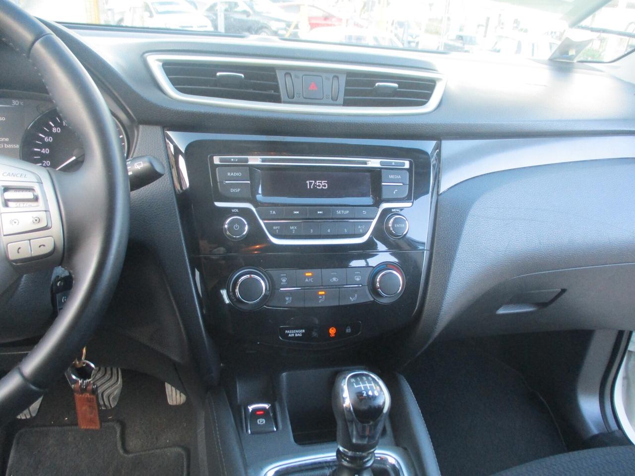 Nissan Qashqai 1.5 dCi MOLTO BELLA 2014