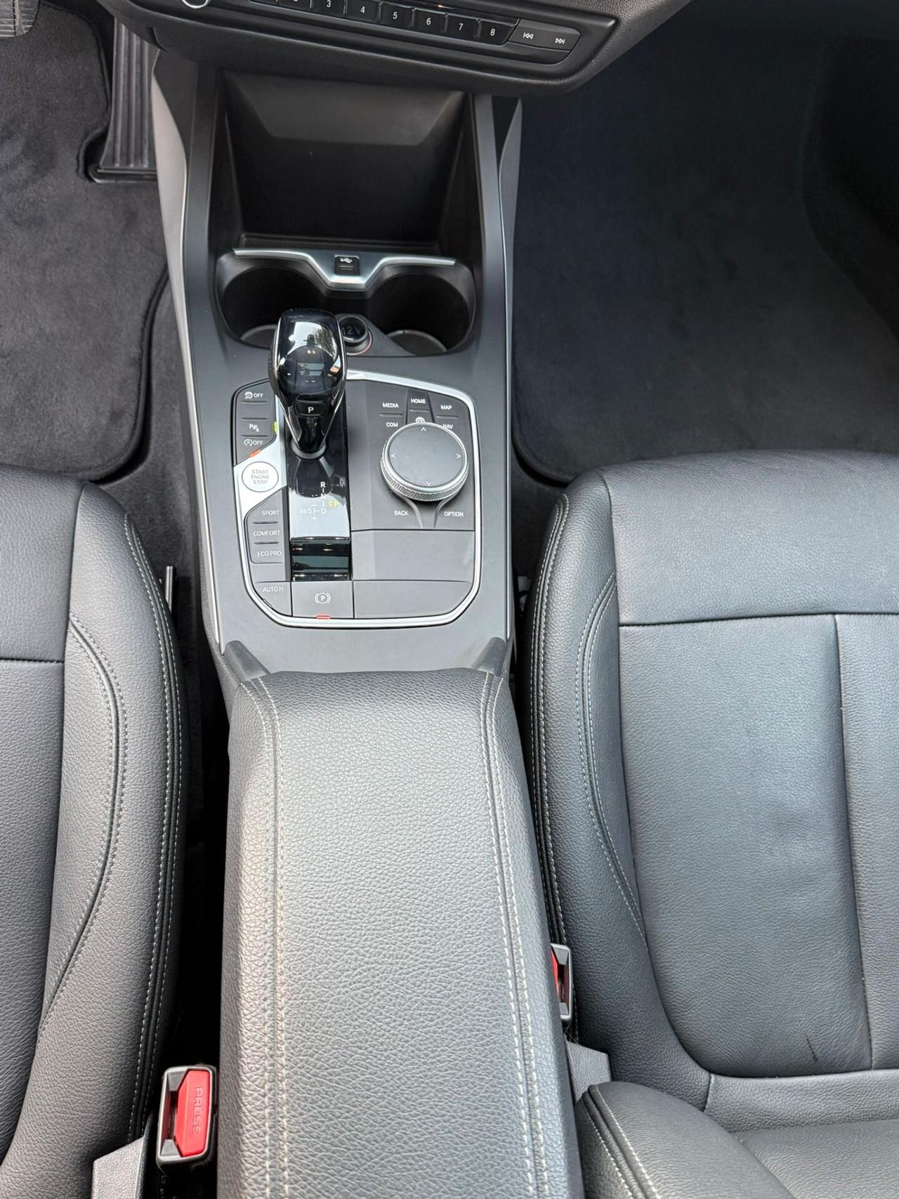 Bmw 118d 150cv Advantage 2021