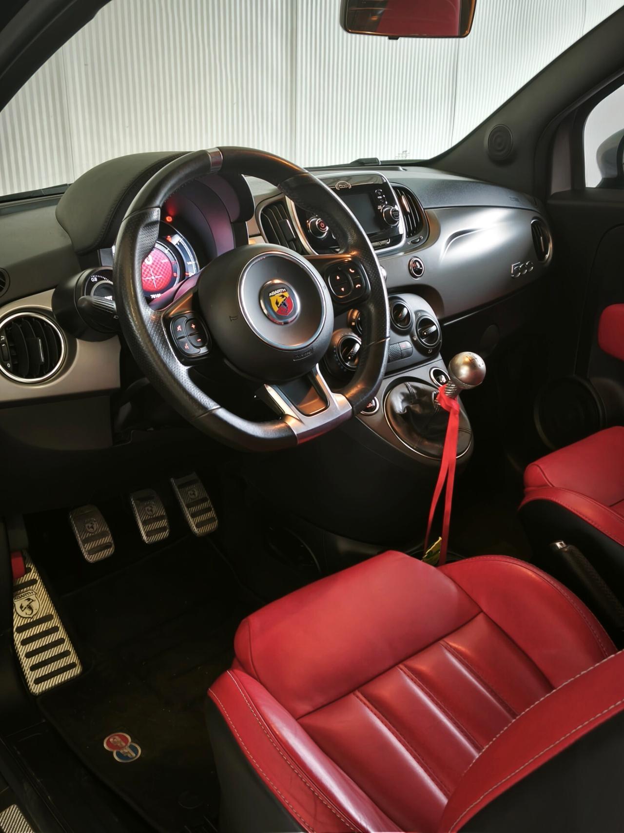 Abarth 595 1.4 Turbo T-Jet 186 CV Turismo