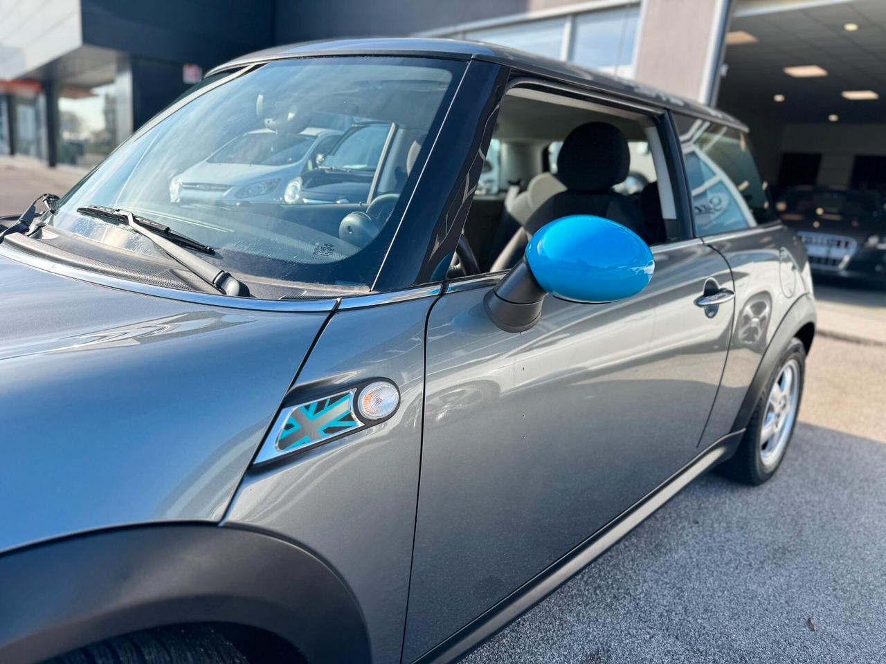 Mini 1.6 16V One (55kW)