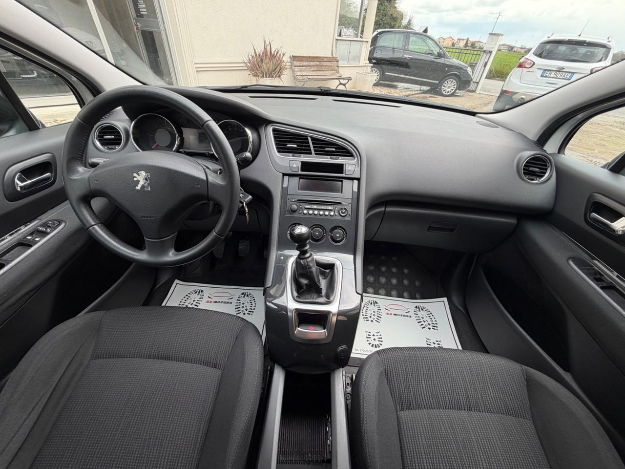 Peugeot 5008 1.6 HDi 115CV - 7 POSTI