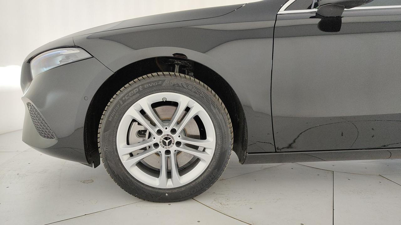 Mercedes-Benz A 250 e phev Progressive Advanced auto