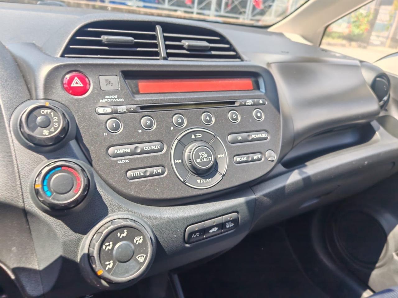 Honda Jazz 1.2 benz 90cv E6
