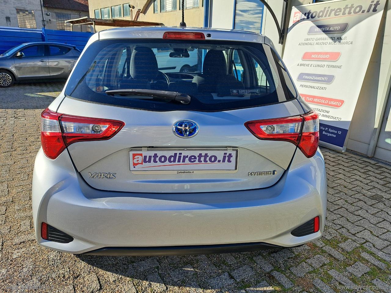 TOYOTA Yaris 1.5 Hybrid 5p. Business