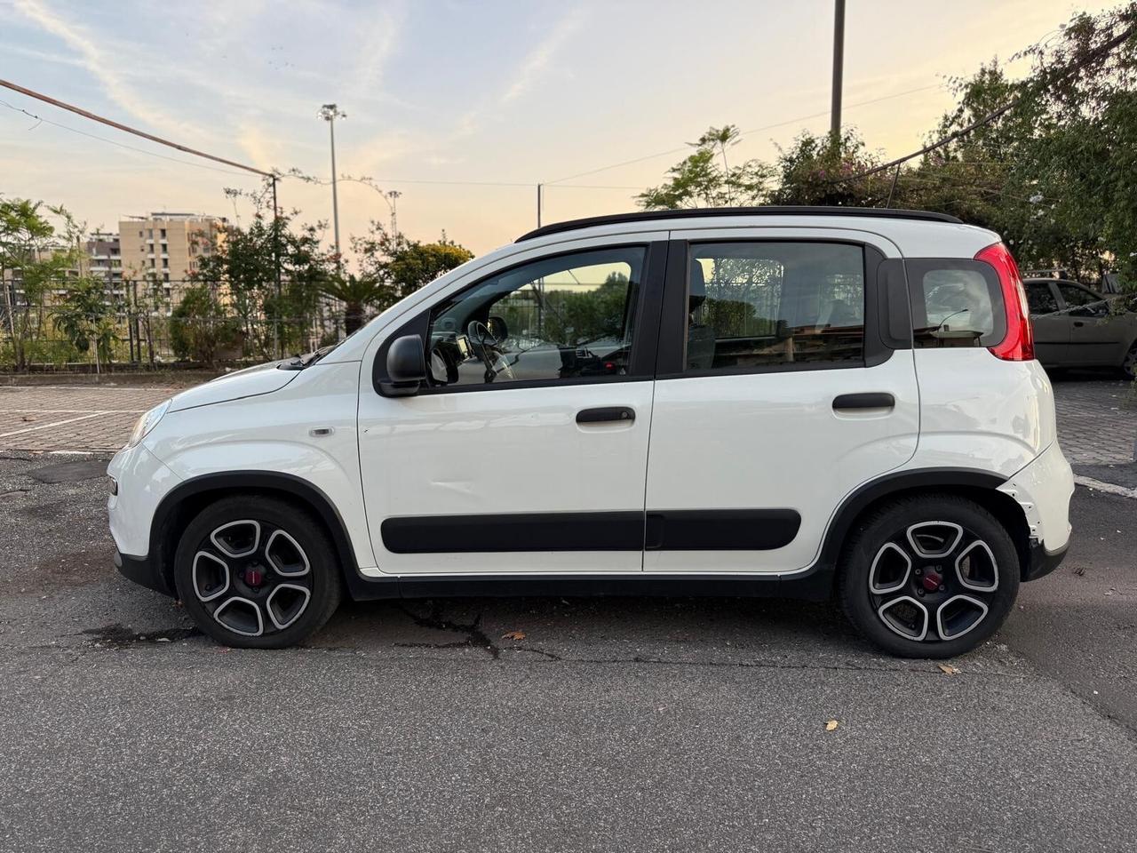 Fiat Panda 1.0 FireFly S&S Hybrid Sport