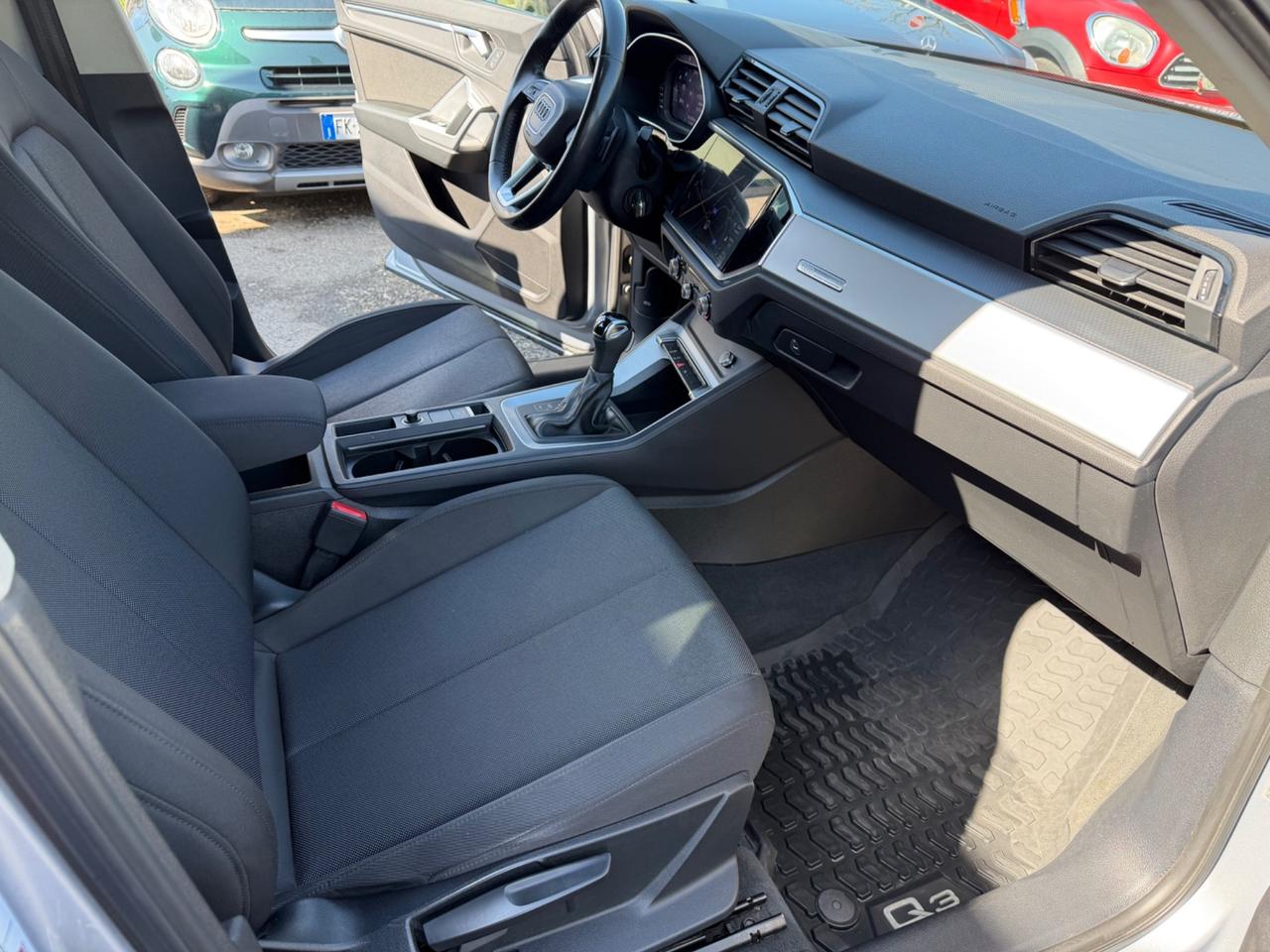 Audi Q3 35 TDI S tronic Business Advanced