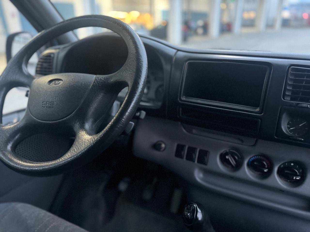 Ford Transit/ Tourneo 2.5 TD/100CV 9 POSTI full optional