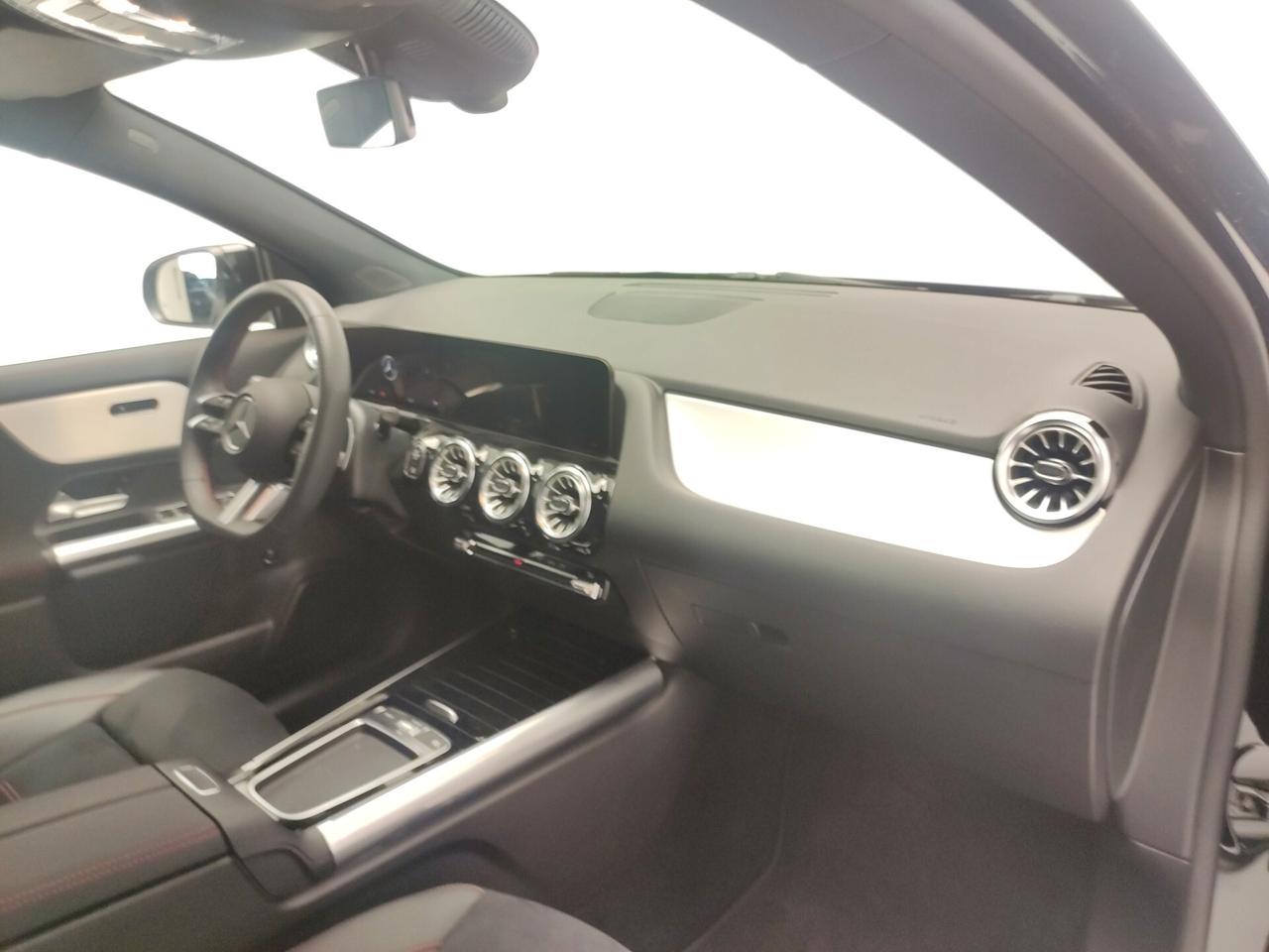 Mercedes-benz GLA 180 d Automatic AMG Line Premium MOTORE MERCEDES