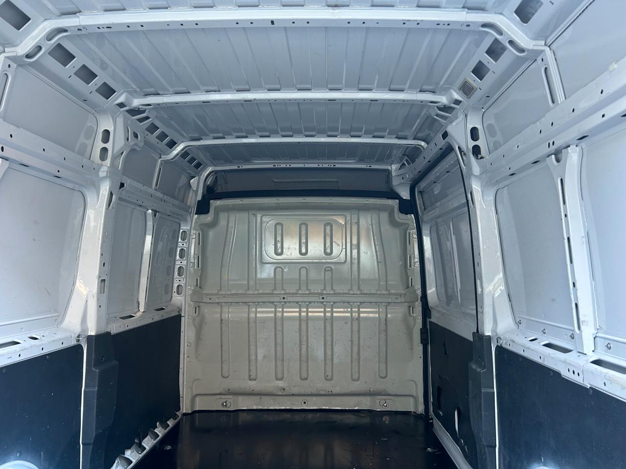 PEUGEOT BOXER 2021 2.2 140CV L2H2 LEGGI TUTTO