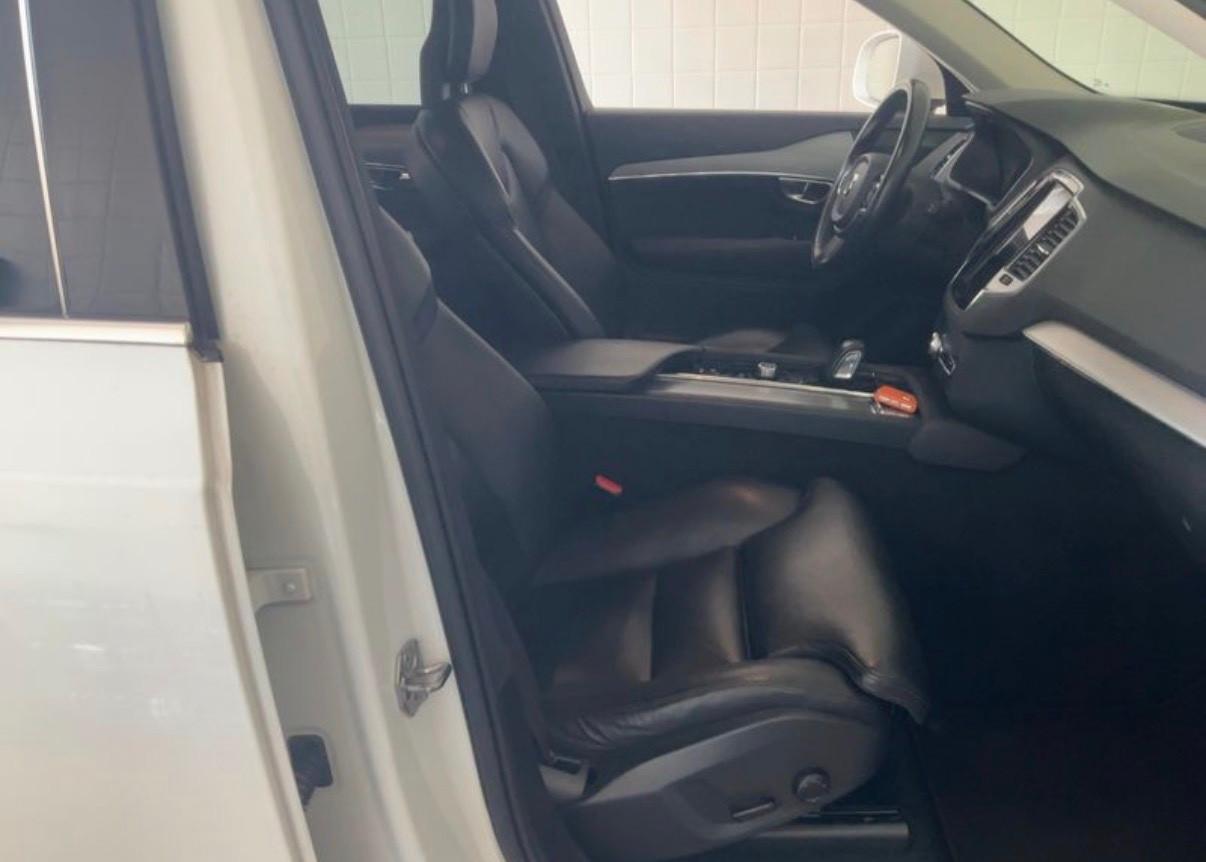 Volvo XC 90 XC90 B5 (d) AWD Geartronic Momentum Pro