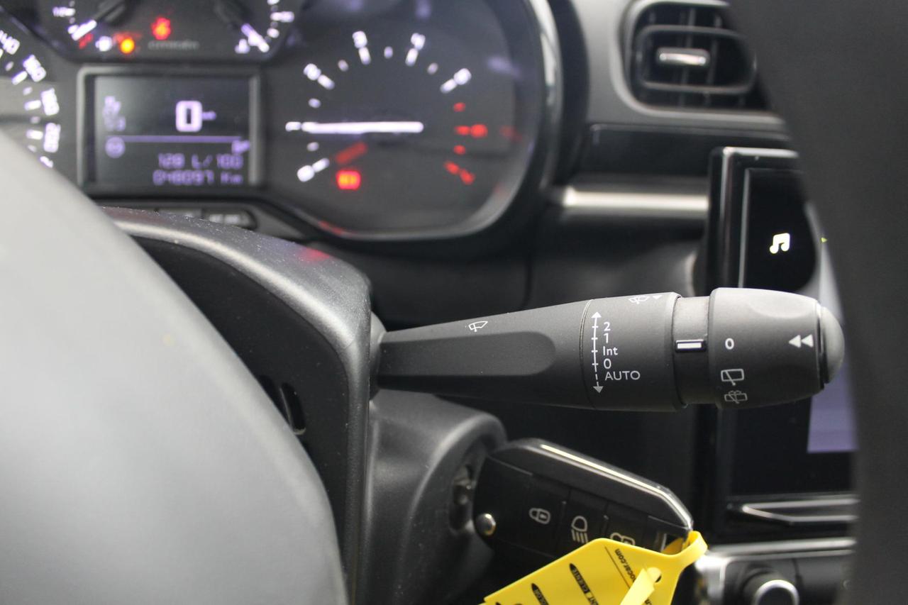 Citroen C3 1.2 puretech Feel Pack NAVI 83 Cv.