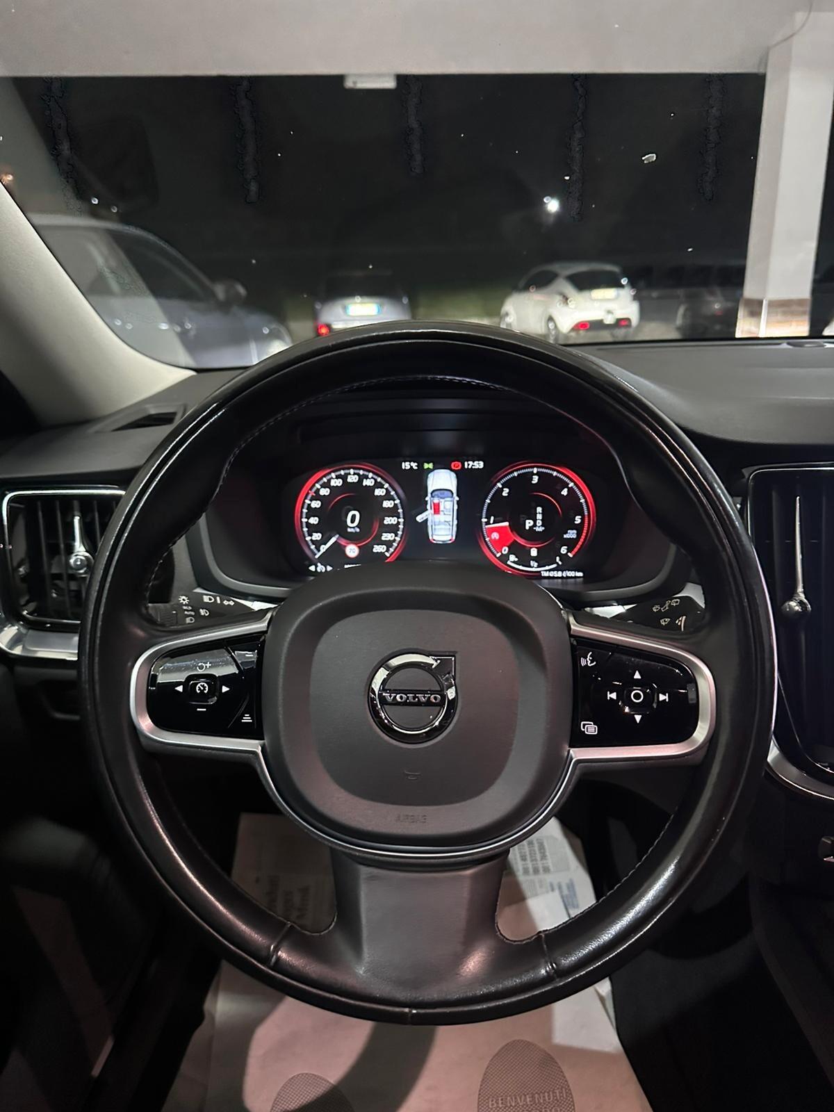 Volvo V60 D3 Geartronic R-design